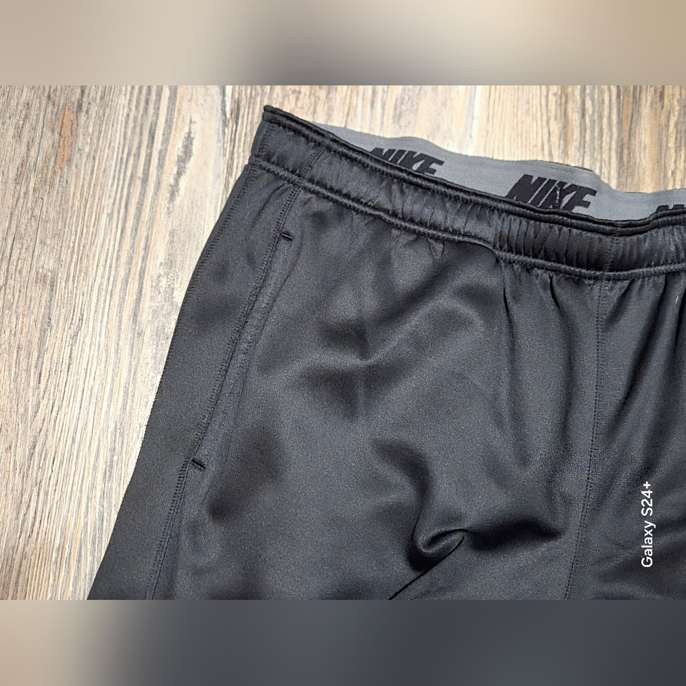 Nike Black Men’s Sweatpants Joggers - Picture 8 of 16